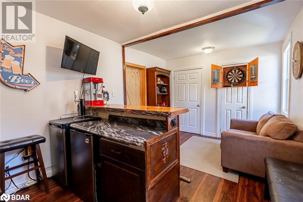 210 Southview Road, Barrie, Ontario  L4N 3X7 - Photo 12 - 40728254