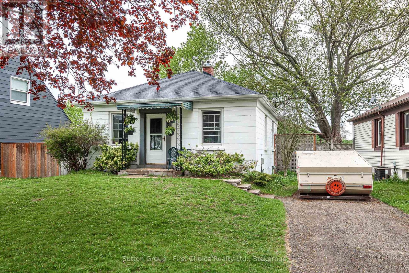 2 Coriano Street, Stratford, Ontario  N5A 6C3 - Photo 2 - X12147424