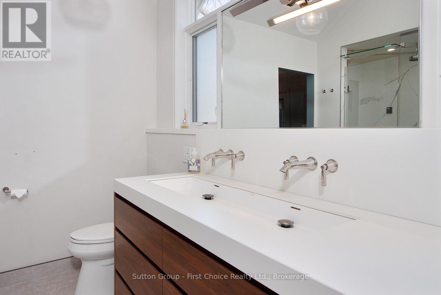 63 James Street, Stratford, Ontario  N5A 5H9 - Photo 31 - X12147437
