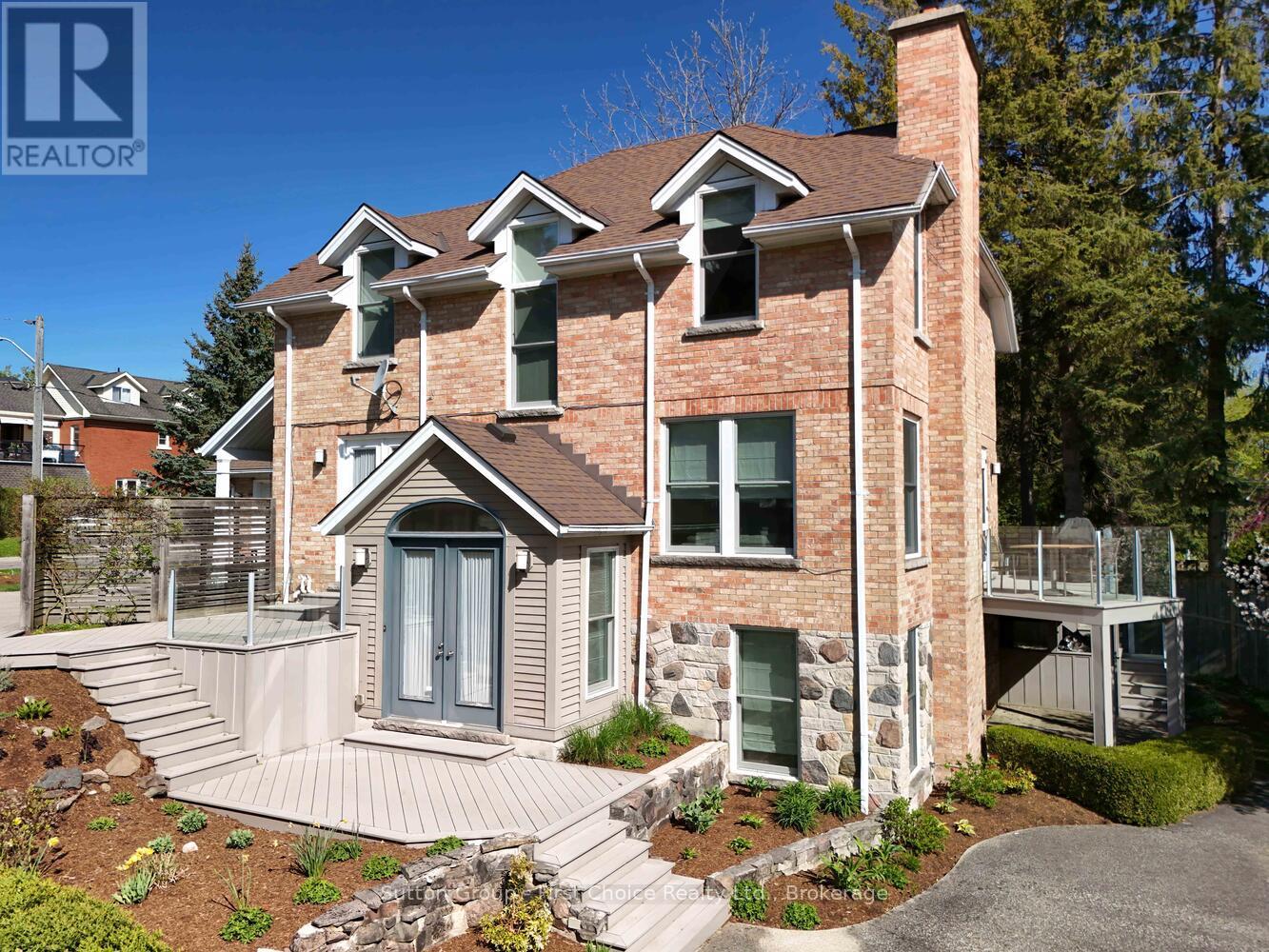 63 James Street, Stratford, Ontario  N5A 5H9 - Photo 5 - X12147437