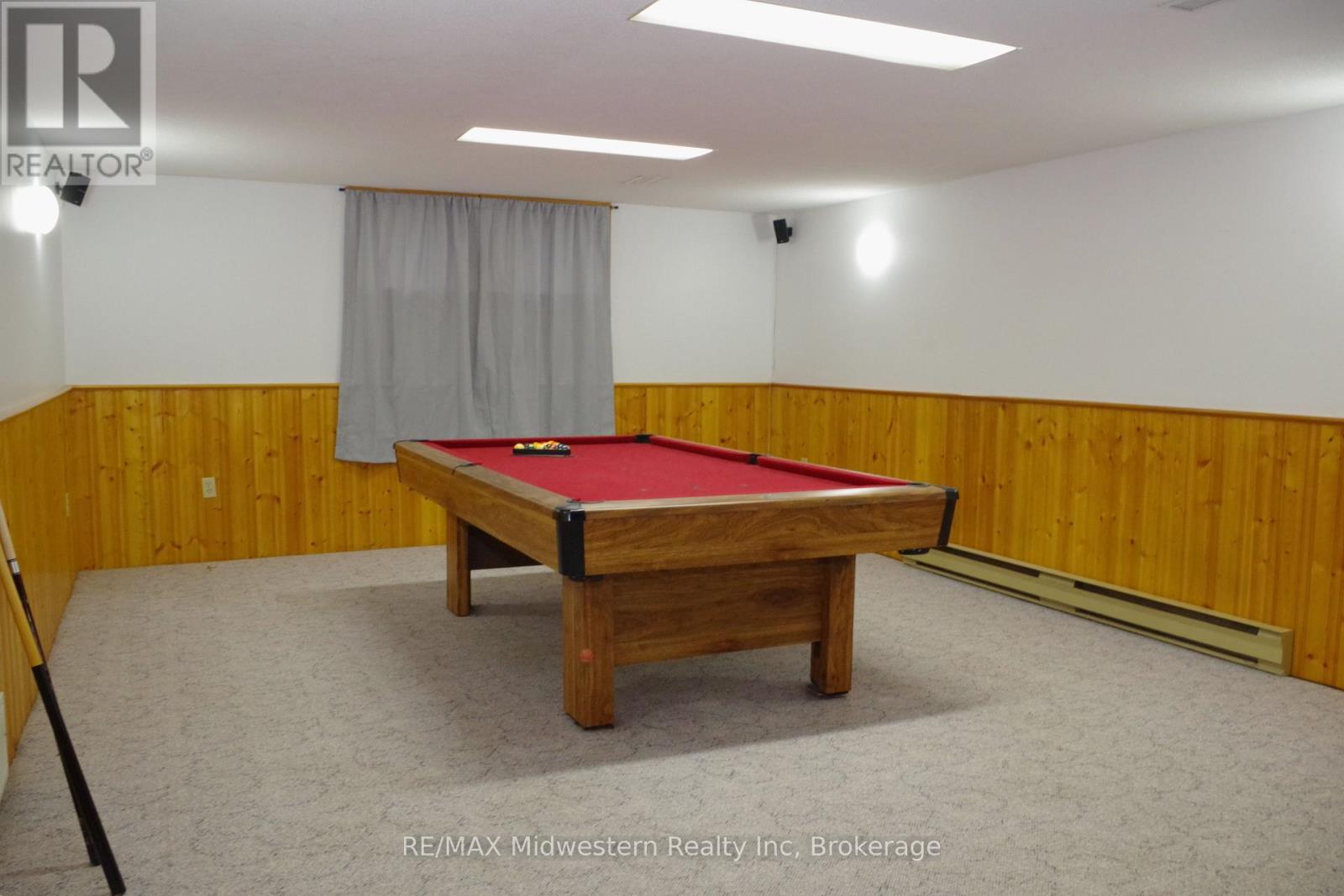 425 Wellington Street E, Wellington North, Ontario  N0G 2L2 - Photo 21 - X12147527
