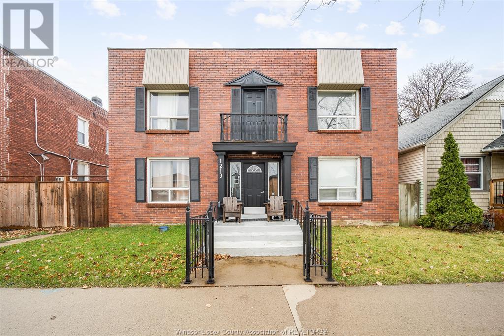 MLS# 25012109: 1219 MONMOUTH, Windsor, Canada