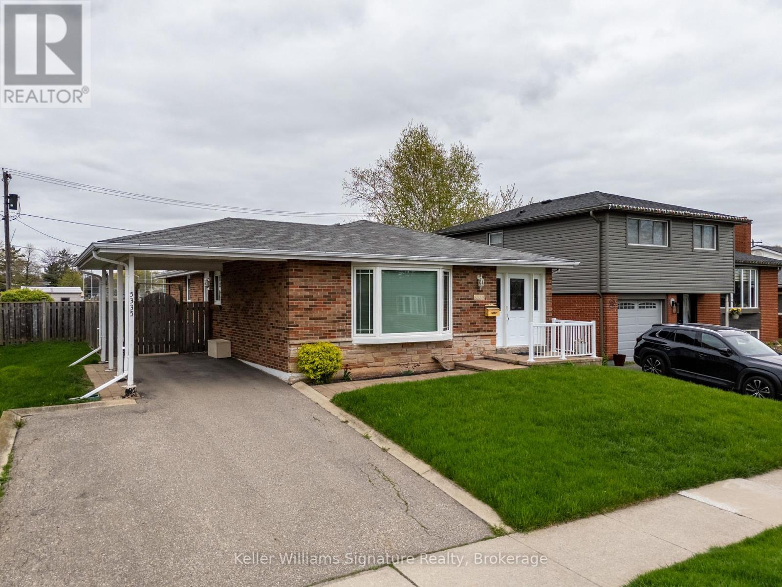 5335 Salem Road, Burlington (Appleby), Ontario  L7L 3X2 - Photo 3 - W12147429