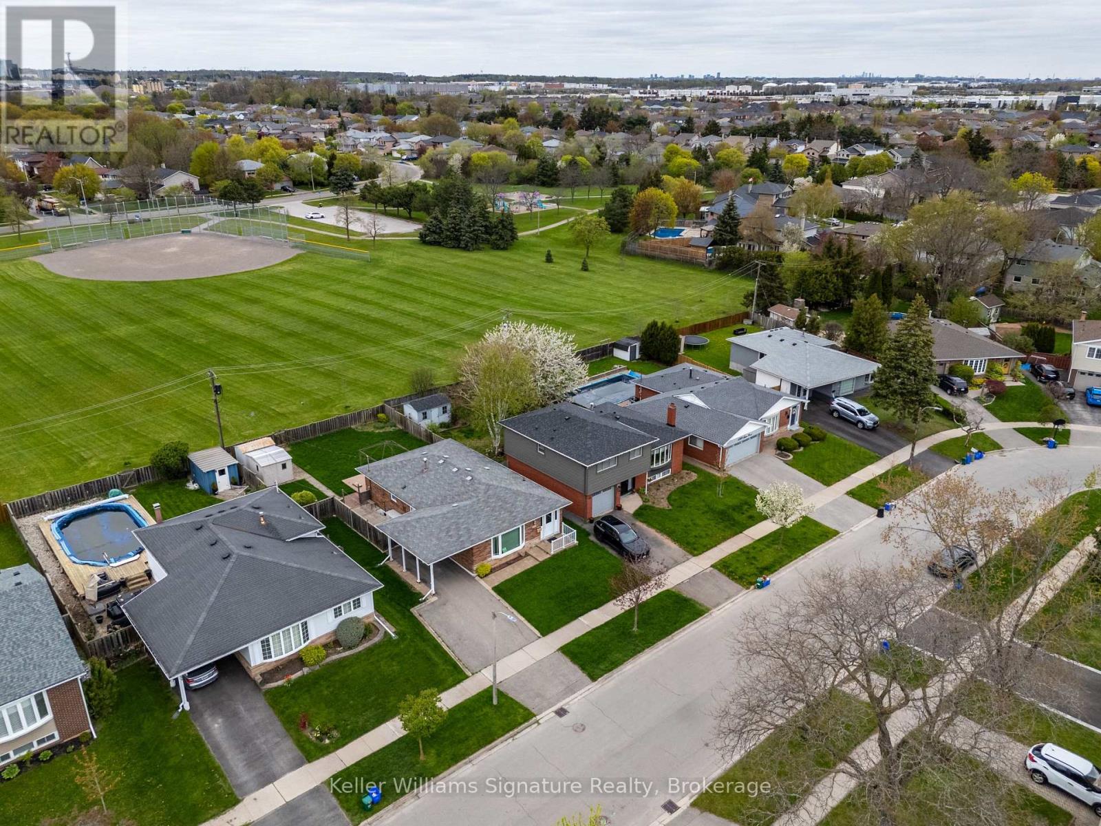 5335 Salem Road, Burlington (Appleby), Ontario  L7L 3X2 - Photo 6 - W12147429