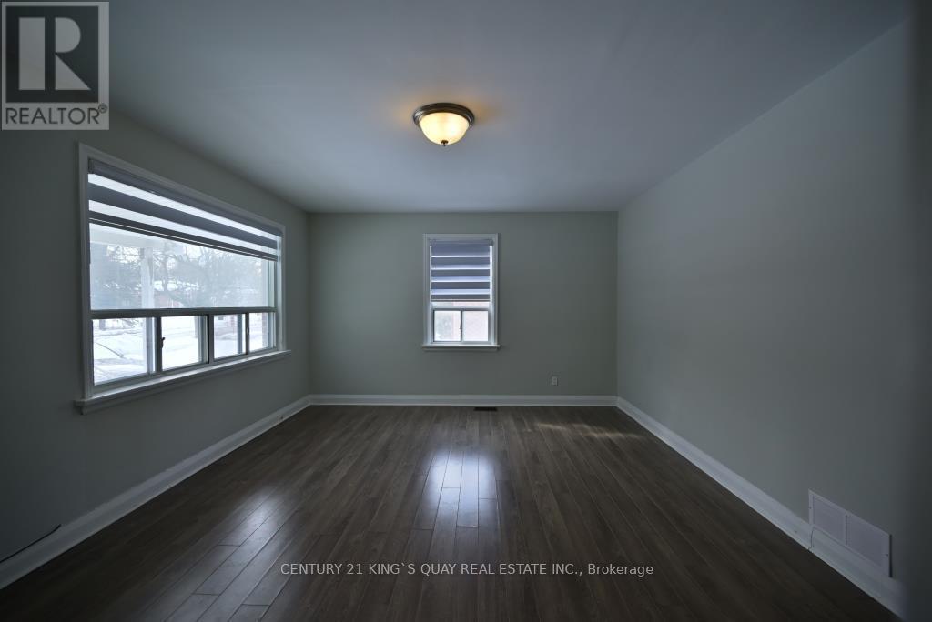 369 Crosby Avenue, Richmond Hill, Ontario  L4C 2R8 - Photo 2 - N12127062