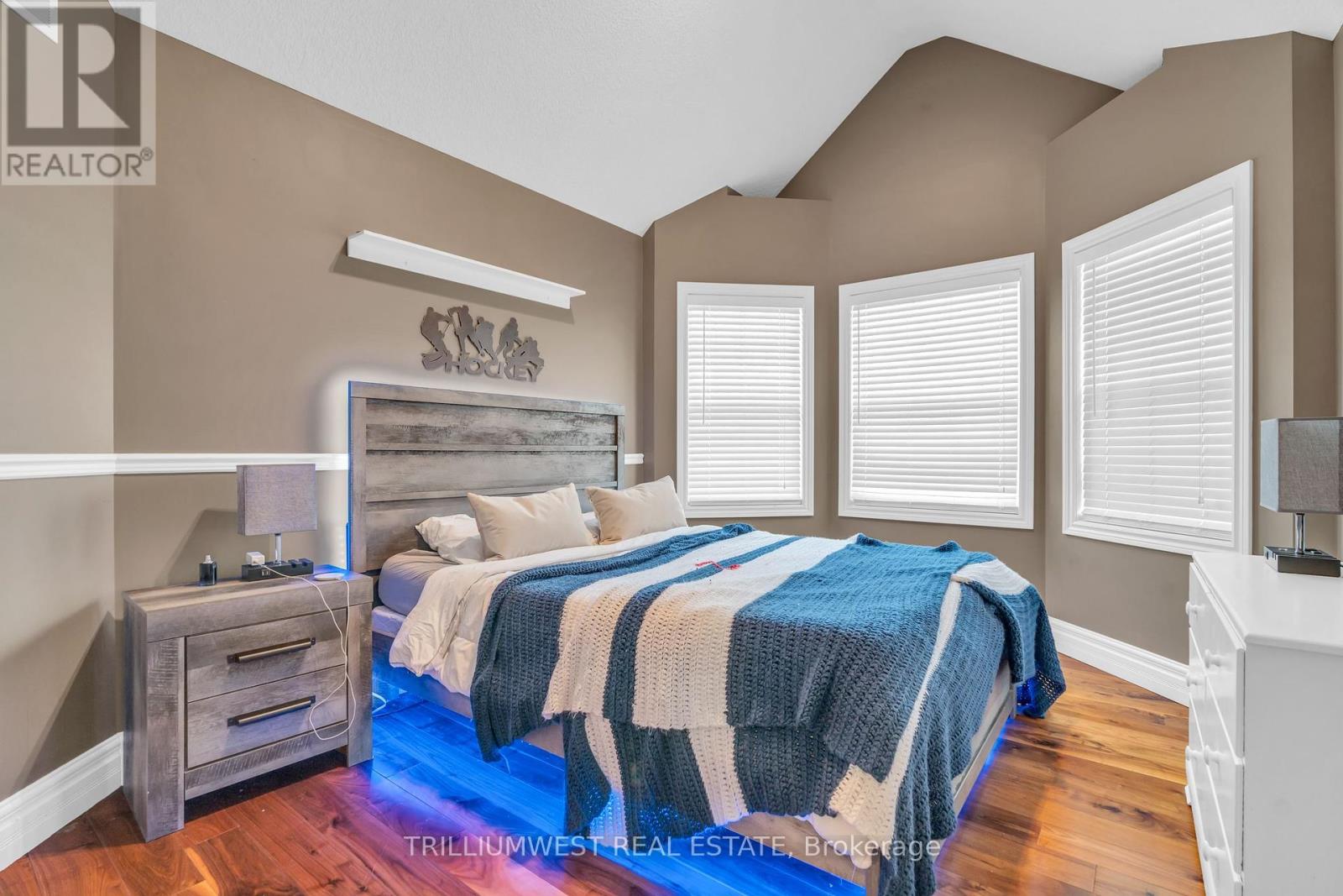 31 Coopershawk Street, Kitchener, Ontario  N2K 4J7 - Photo 17 - X12060877