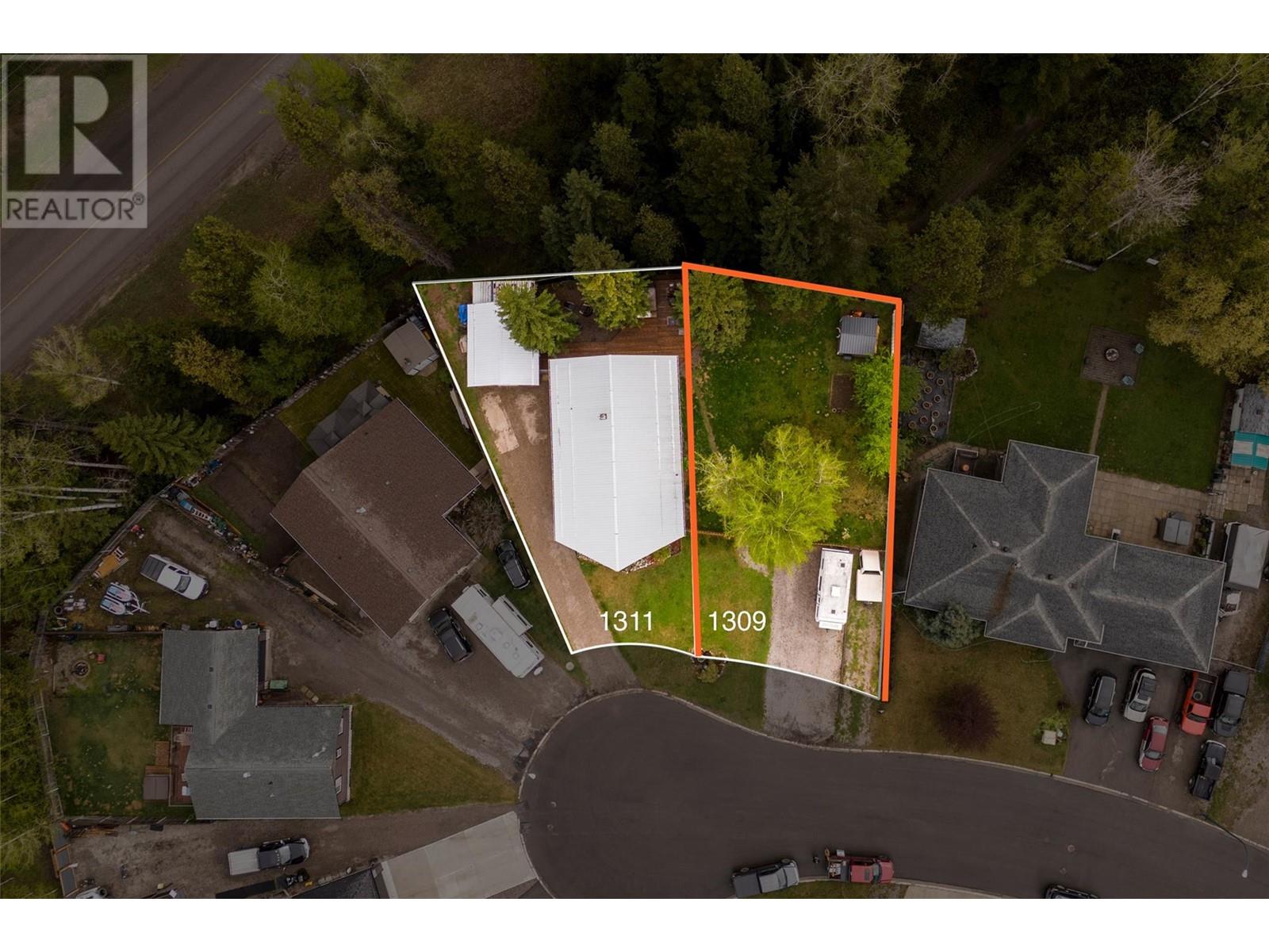 1309 Cypress Place, Sparwood, British Columbia  V0B 2G2 - Photo 1 - 10347879