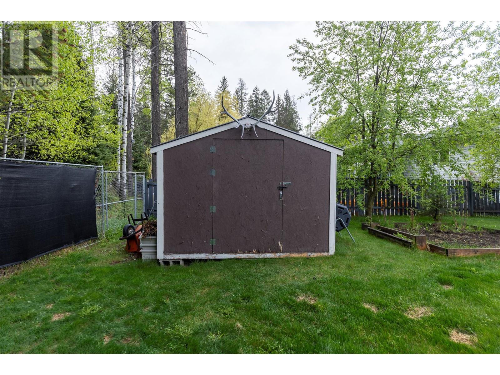 1309 Cypress Place, Sparwood, British Columbia  V0B 2G2 - Photo 10 - 10347879