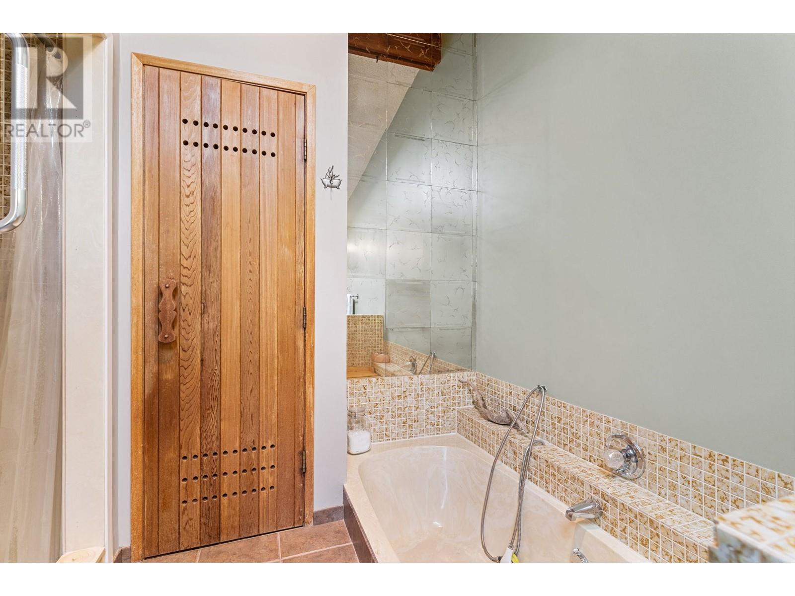 3131 Elliott Road, West Kelowna, British Columbia  V4T 1M7 - Photo 19 - 10347609