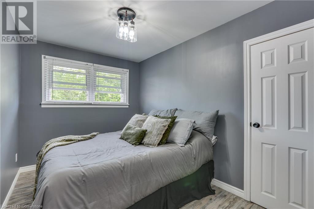 437 Beachwood Avenue, London, Ontario N6J 3J9 - Photo 14 - 40728620