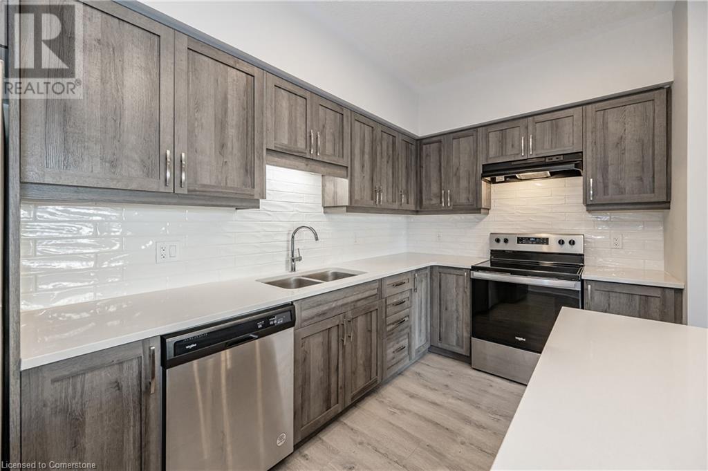 28 Vitality Drive, Kitchener, Ontario  N2R 0K1 - Photo 2 - 40728336