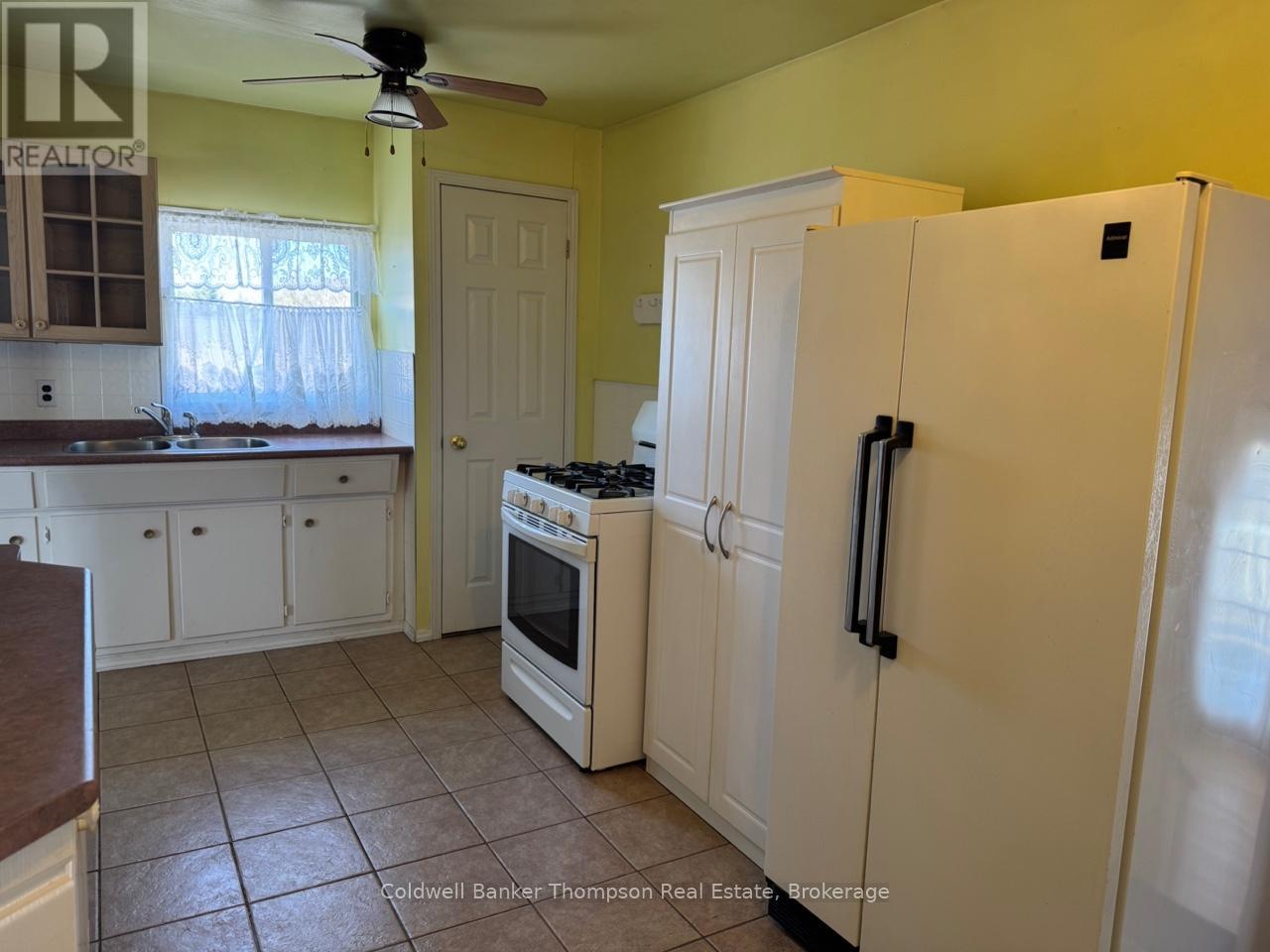 2508 Highway 518 Highway W, Mcmurrich/monteith, Ontario  P0A 1Y0 - Photo 2 - X12083010