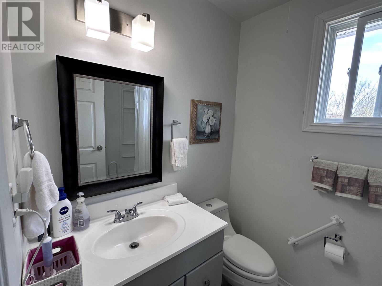 43 Hergott Ave, Elliot Lake, Ontario  P5A 3B1 - Photo 15 - SM251114