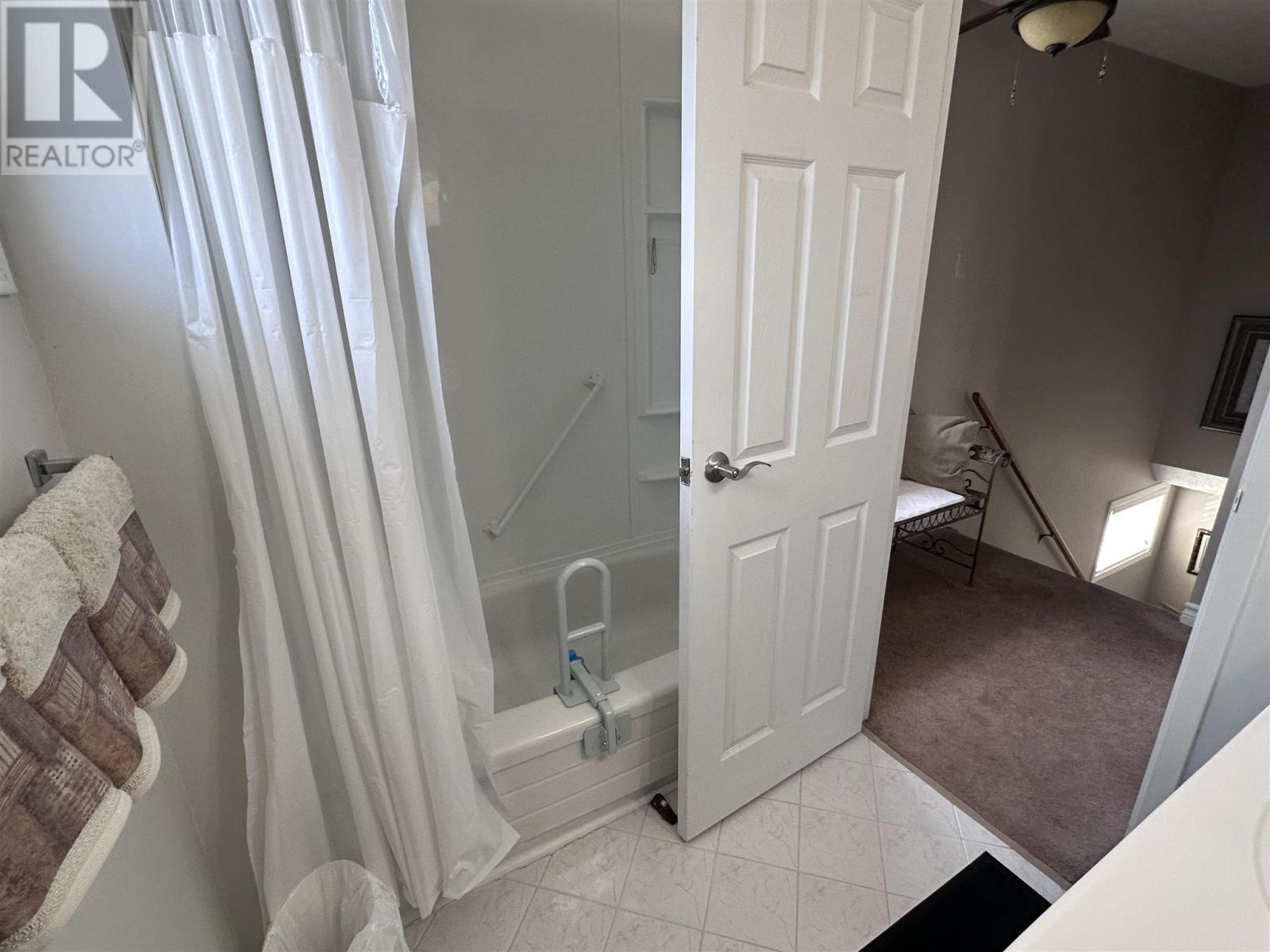 43 Hergott Ave, Elliot Lake, Ontario  P5A 3B1 - Photo 16 - SM251114