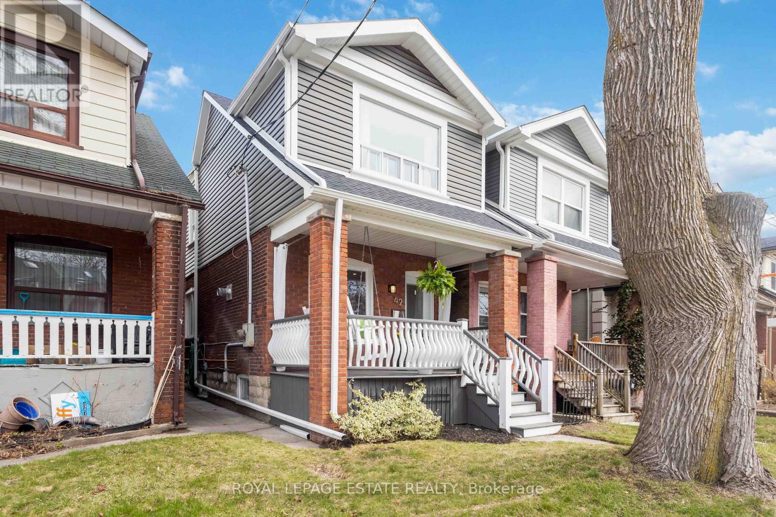 42 CHATHAM AVENUE, Toronto, Ontario