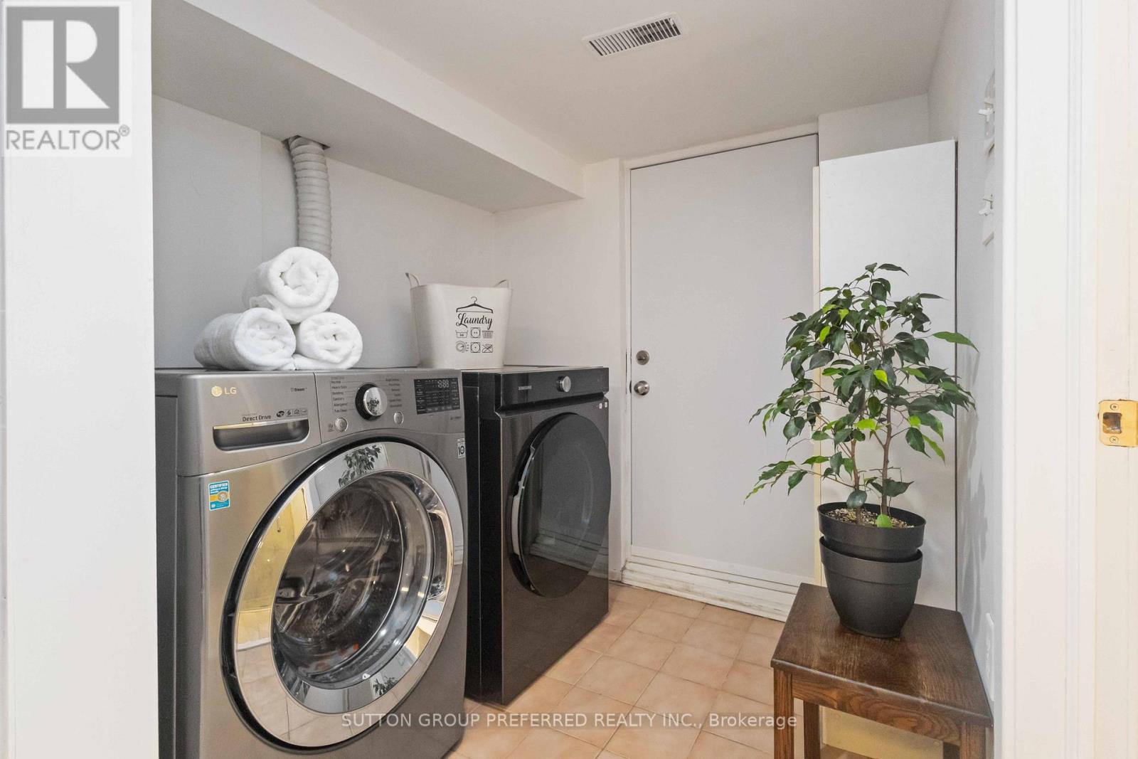 42 Chatham Avenue, Toronto, Ontario  M4J 1K6 - Photo 29 - E12137752