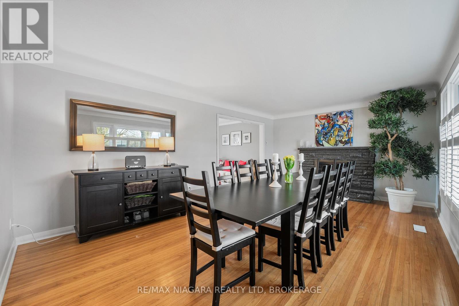 Property at 10 SHEPHERDS CIRCLE image 5