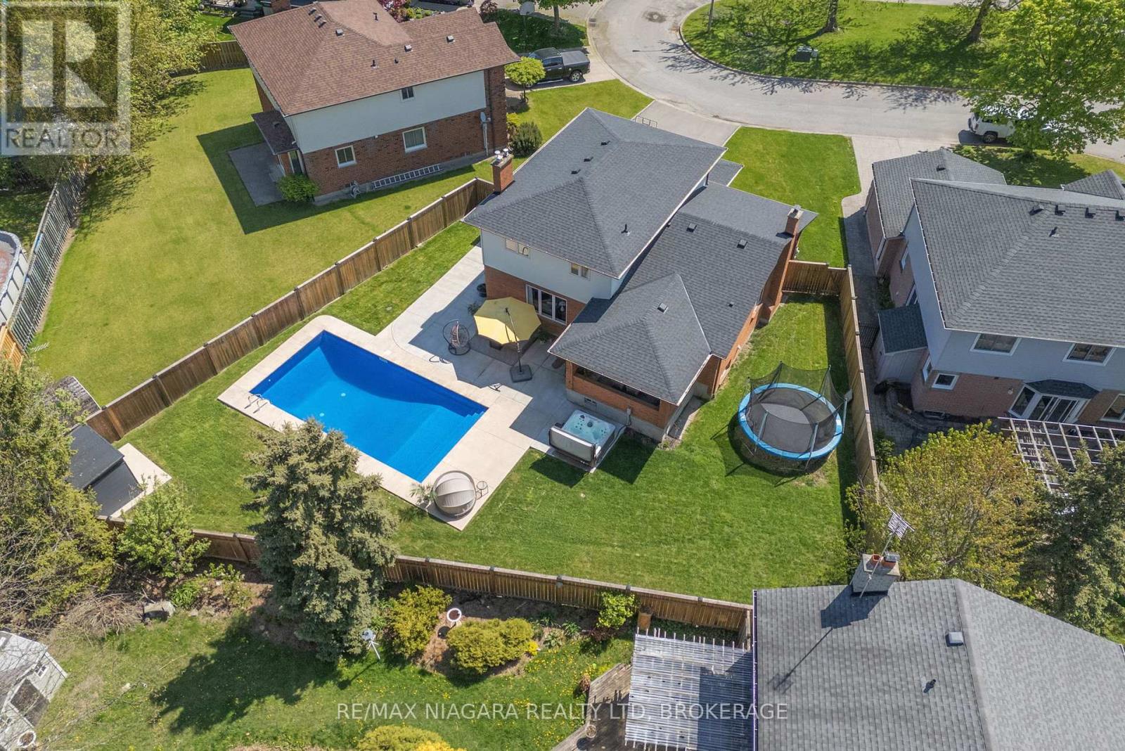 Property at 14 WALTERS COURT image 2