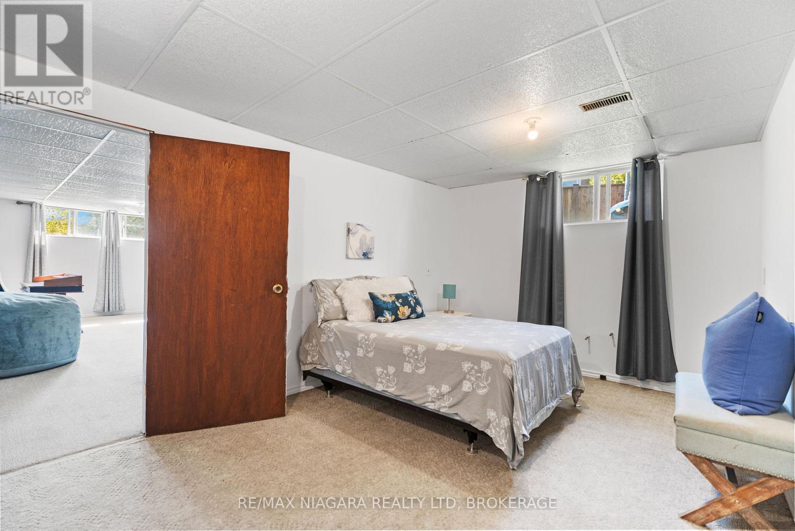 14 Walters Court, St. Catharines (Grapeview), Ontario  L2S 3J9 - Photo 38 - X12147567