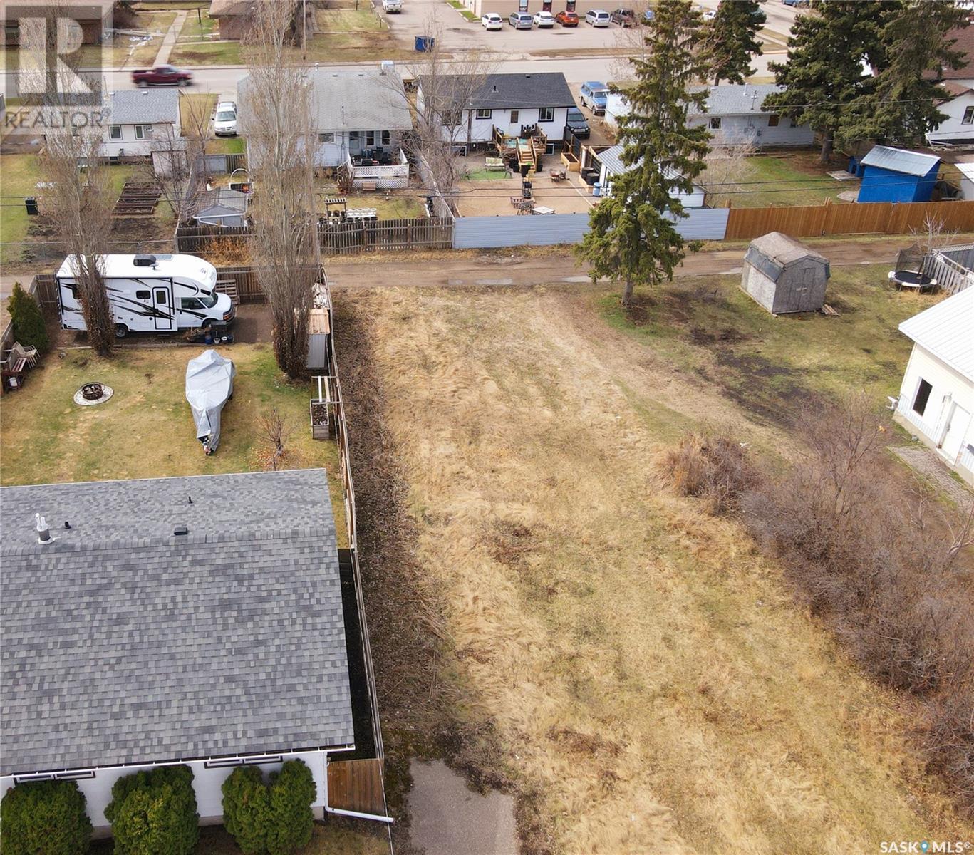 505 2nd Street W, Meadow Lake, Saskatchewan  S9X 1C9 - Photo 2 - SK005833