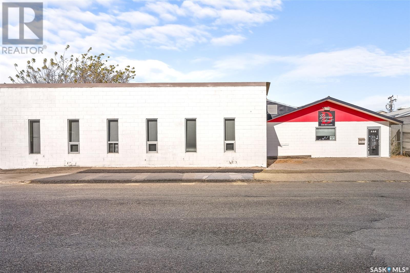 444 River STREET W, Moose Jaw, Saskatchewan
