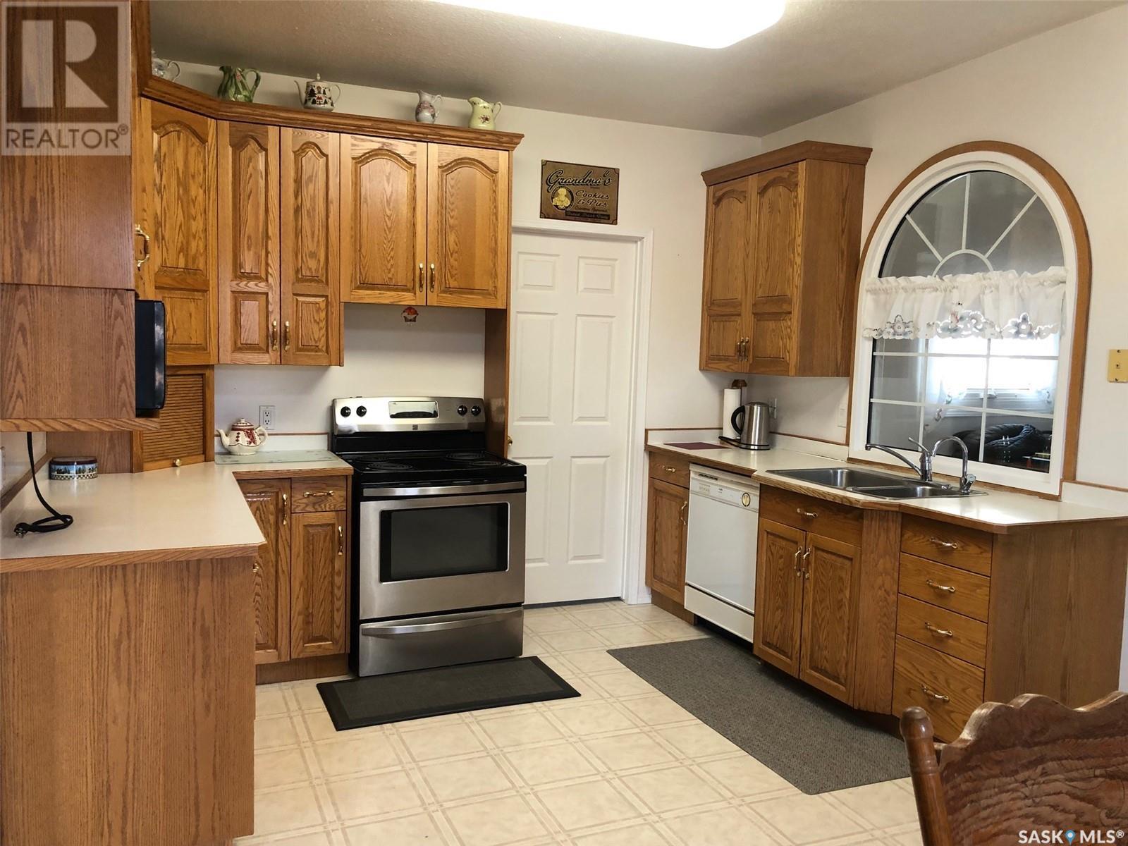 28 Highway Avenue W, Preeceville, Saskatchewan  S0A 3B0 - Photo 21 - SK005725