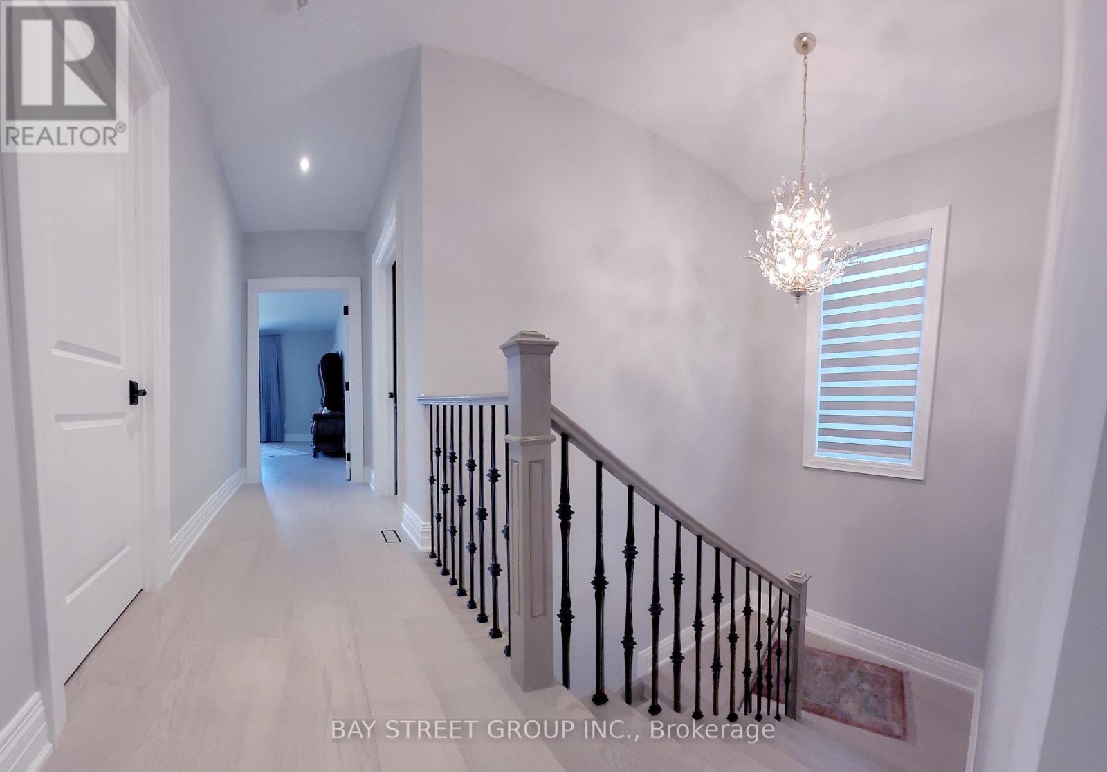 22 Deer Pass Road N, East Gwillimbury, Ontario  L9N 0S5 - Photo 12 - N12134604