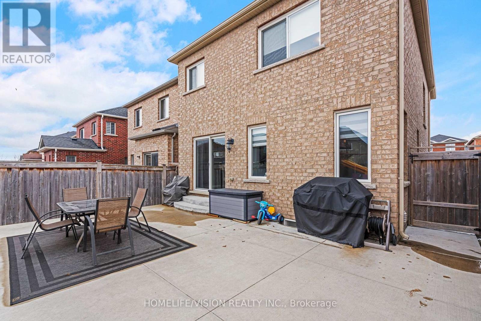 25 Long Street, Bradford West Gwillimbury, Ontario  L3Z 0L7 - Photo 22 - N12144019