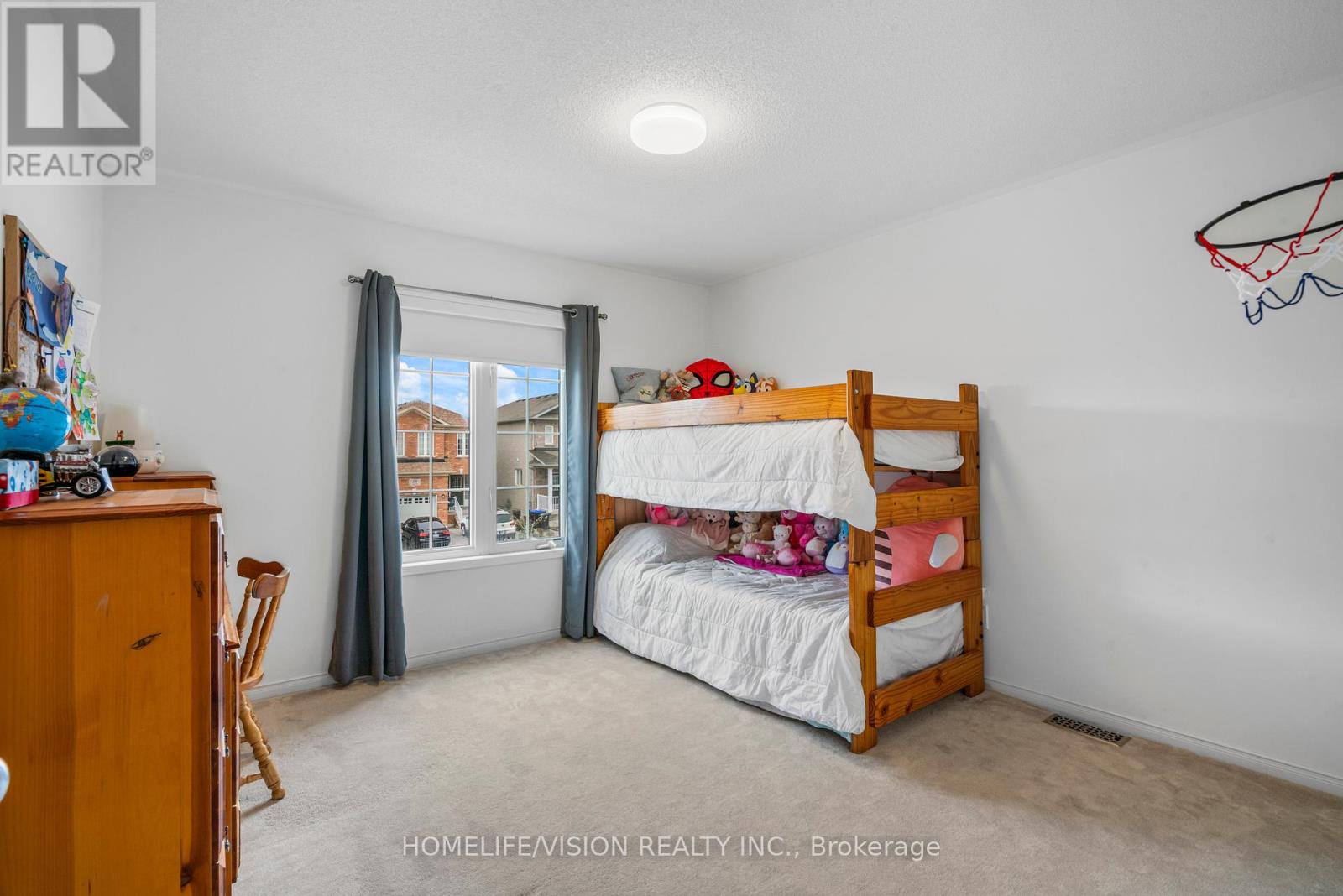 25 Long Street, Bradford West Gwillimbury, Ontario  L3Z 0L7 - Photo 18 - N12144019