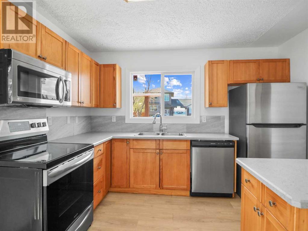 Property at 4711 48 Street image 4