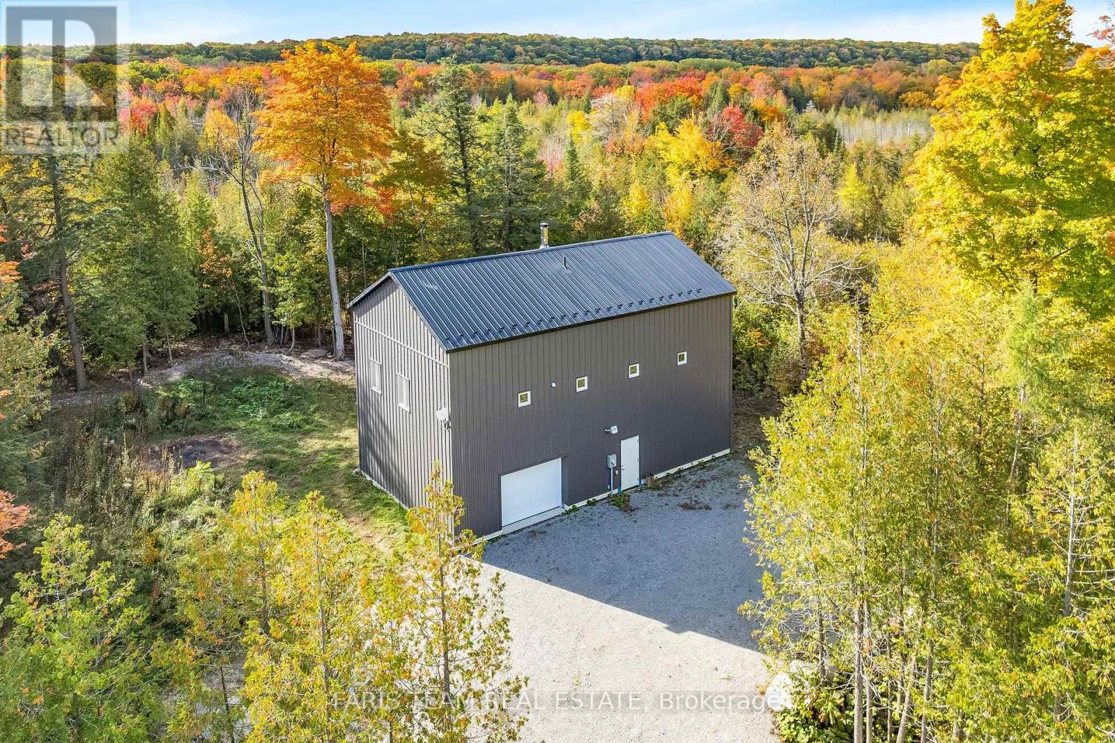 Property at 2576 CHAMPLAIN ROAD image 1