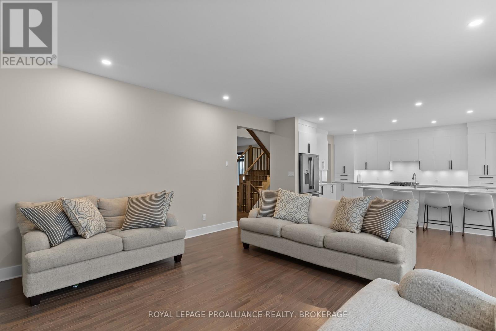 1601 Willow Court, Kingston, Ontario  K7P 0S6 - Photo 16 - X12147717