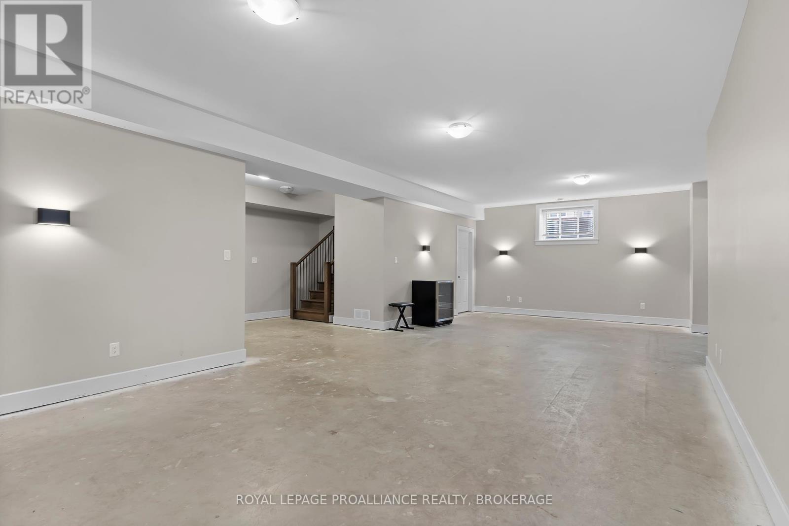 1601 Willow Court, Kingston, Ontario  K7P 0S6 - Photo 47 - X12147717