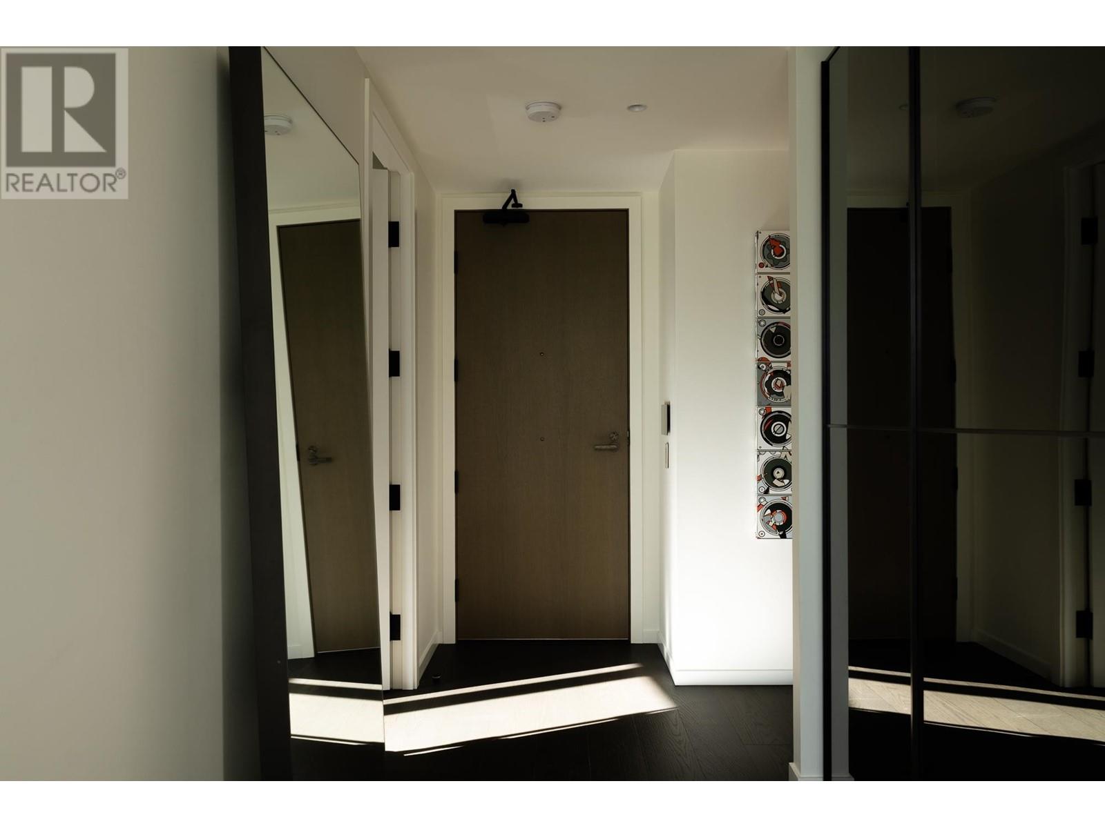 Listing Picture 30 of 39 : 406 1601 QUEBEC STREET, Vancouver / 溫哥華 - 魯藝地產 Yvonne Lu Group - MLS Medallion Club Member