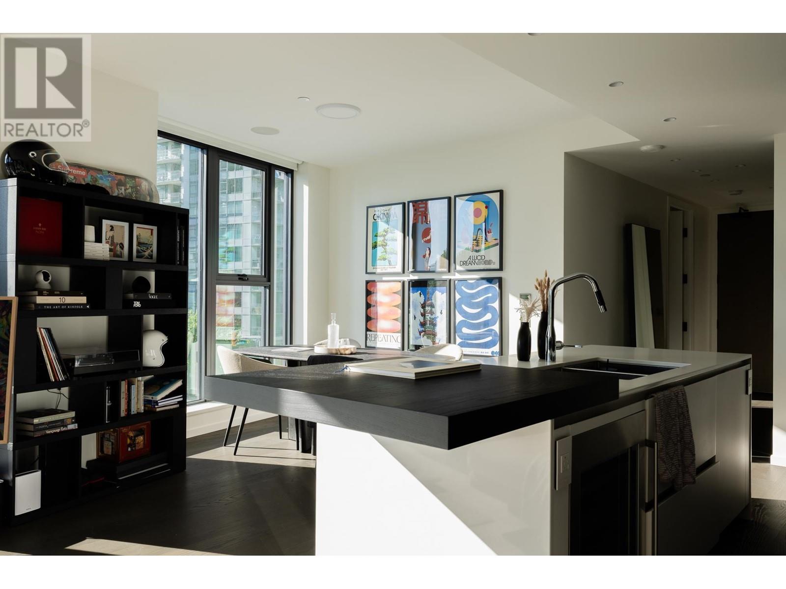 Listing Picture 6 of 39 : 406 1601 QUEBEC STREET, Vancouver / 溫哥華 - 魯藝地產 Yvonne Lu Group - MLS Medallion Club Member