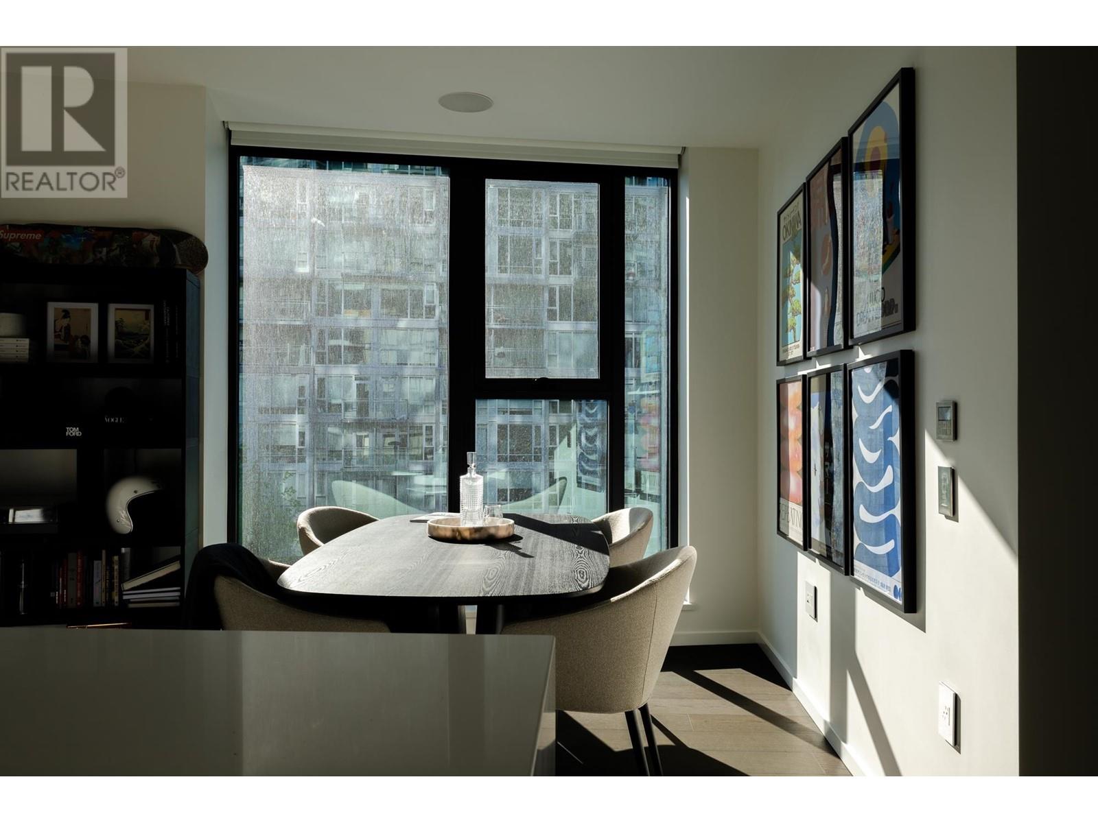 Listing Picture 10 of 39 : 406 1601 QUEBEC STREET, Vancouver / 溫哥華 - 魯藝地產 Yvonne Lu Group - MLS Medallion Club Member