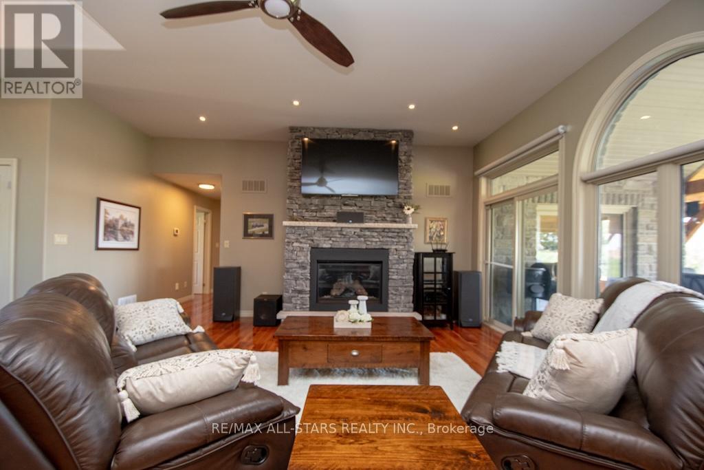 1308 River Road, Kawartha Lakes, Ontario  K9V 4R4 - Photo 7 - X12147677