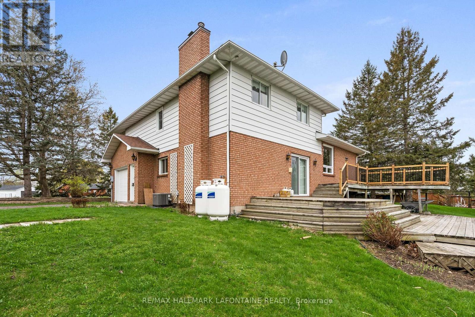6427 Russell Road, Ottawa, Ontario  K4B 1P4 - Photo 25 - X12147692
