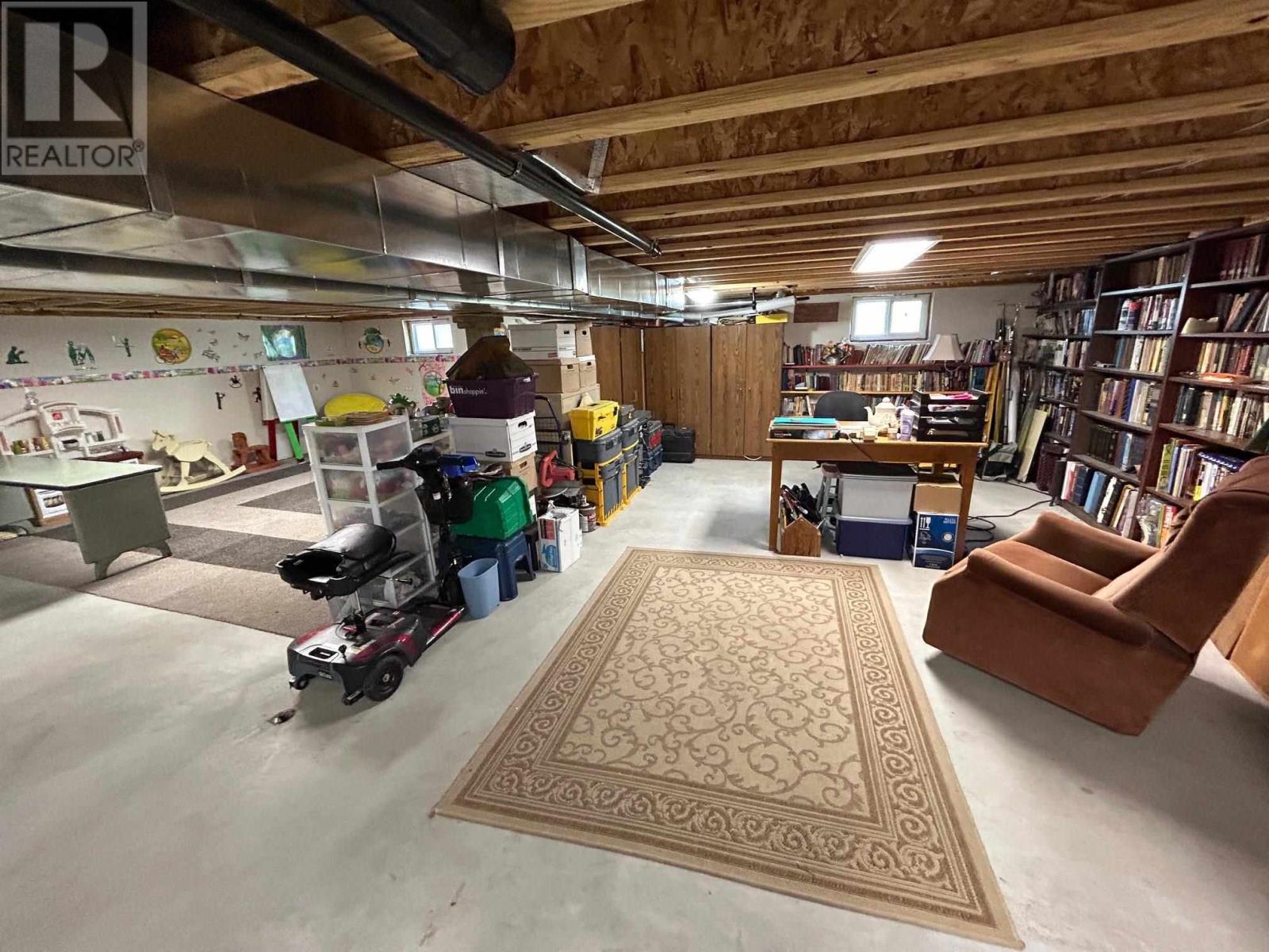 841 Tenth Ave, Thunder Bay, Ontario  P7B 7B2 - Photo 39 - TB251037