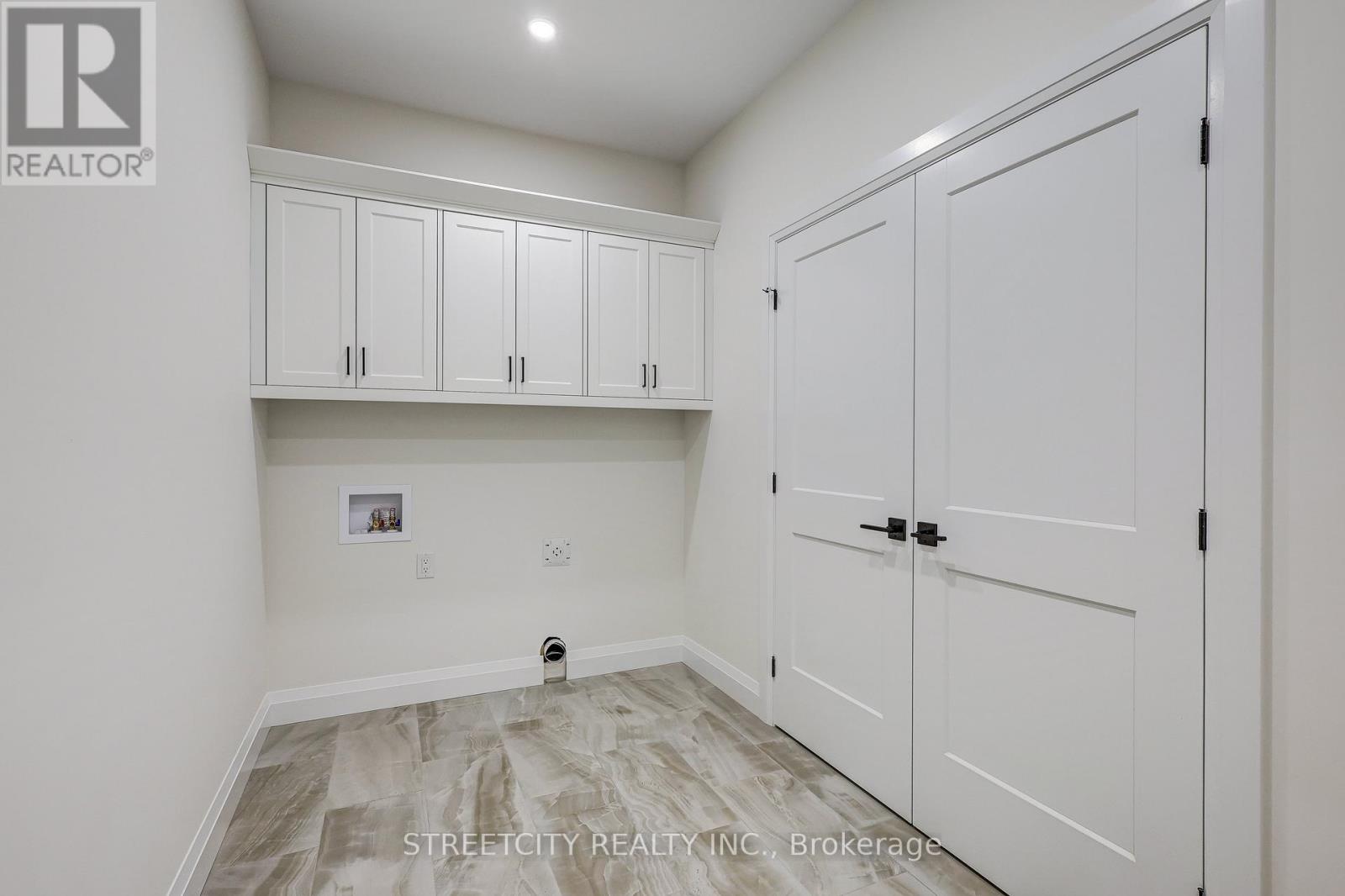 8074 Union Road, Southwold, Ontario  N0L 1K0 - Photo 25 - X12100977