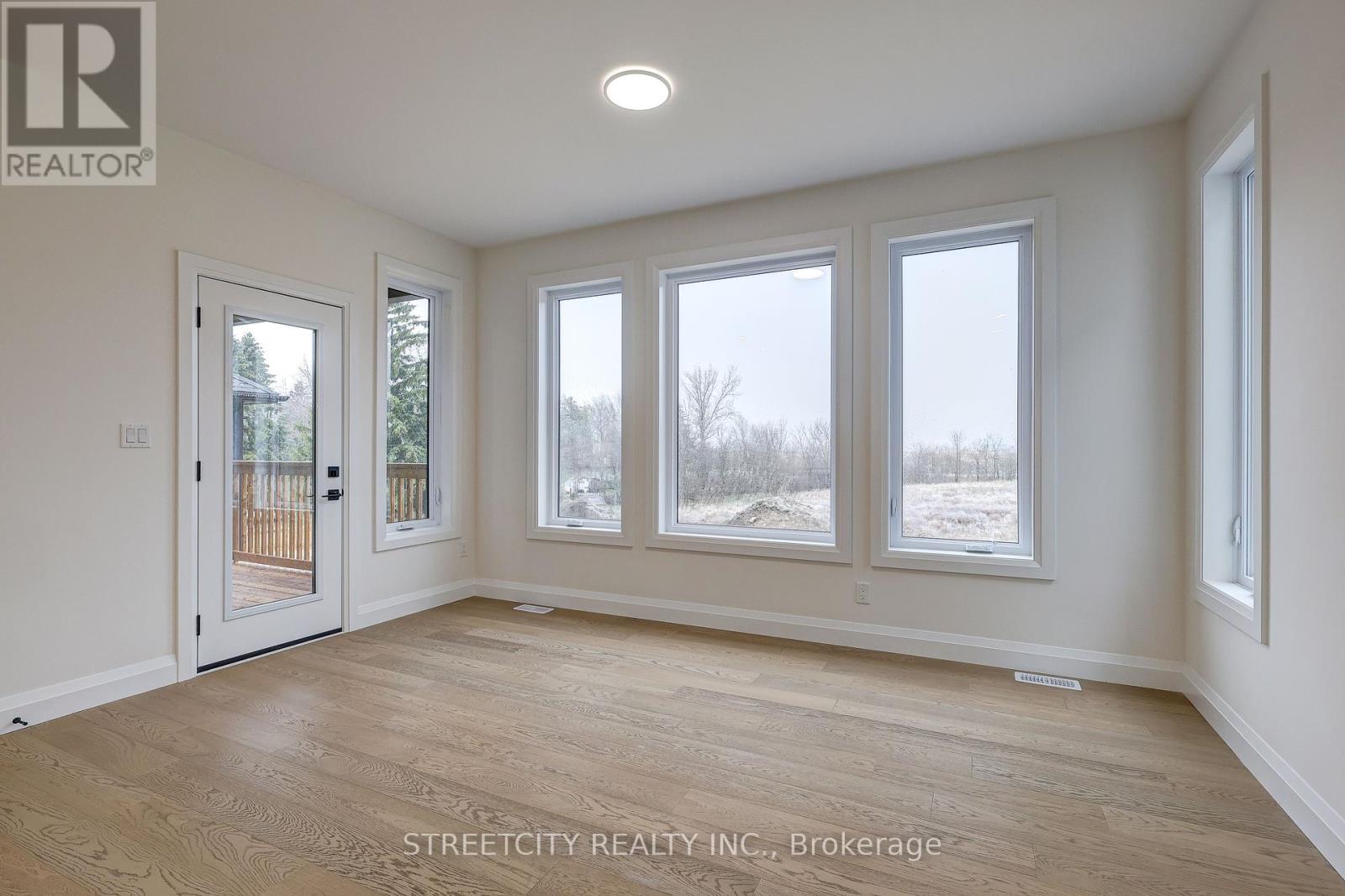 8074 Union Road, Southwold, Ontario  N0L 1K0 - Photo 20 - X12100977