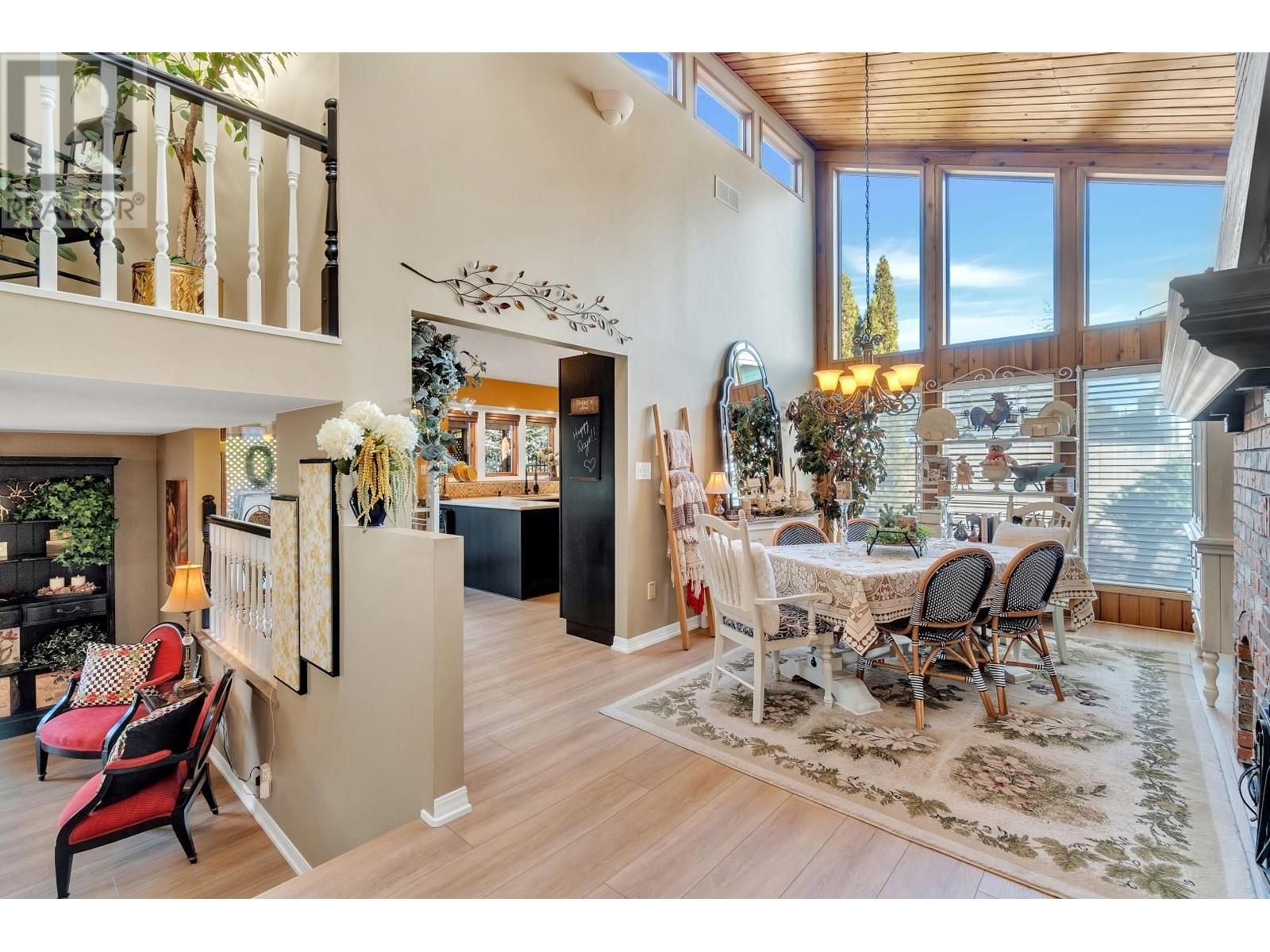2463 Irvine Avenue, Merritt, British Columbia  V1K 1H4 - Photo 8 - 10347481