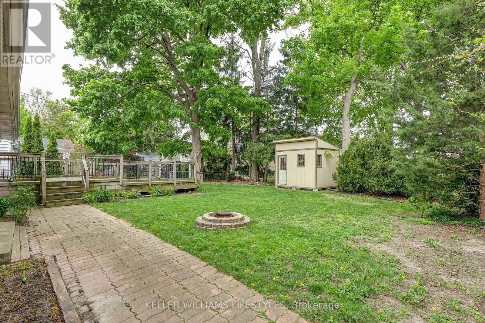 346 Glenrose Drive, London South, Ontario  N6K 2A8 - Photo 27 - X12146768