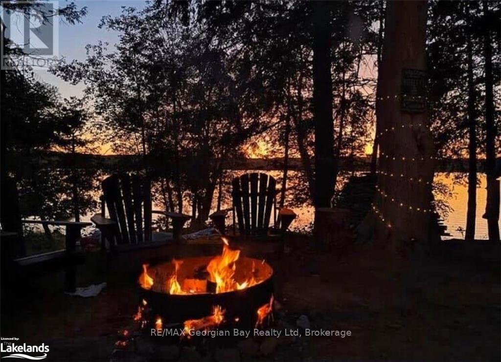 46 Lakeshore Road, Midland, Ontario  L4R 0B9 - Photo 31 - S12147632
