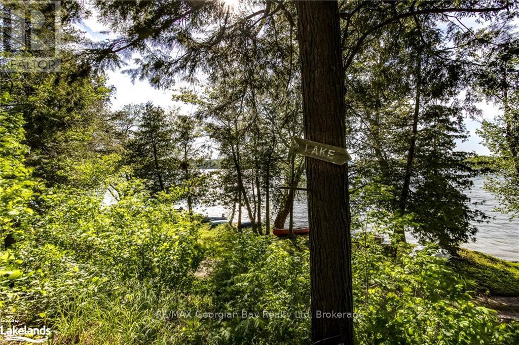 46 Lakeshore Road, Midland, Ontario  L4R 0B9 - Photo 32 - S12147632