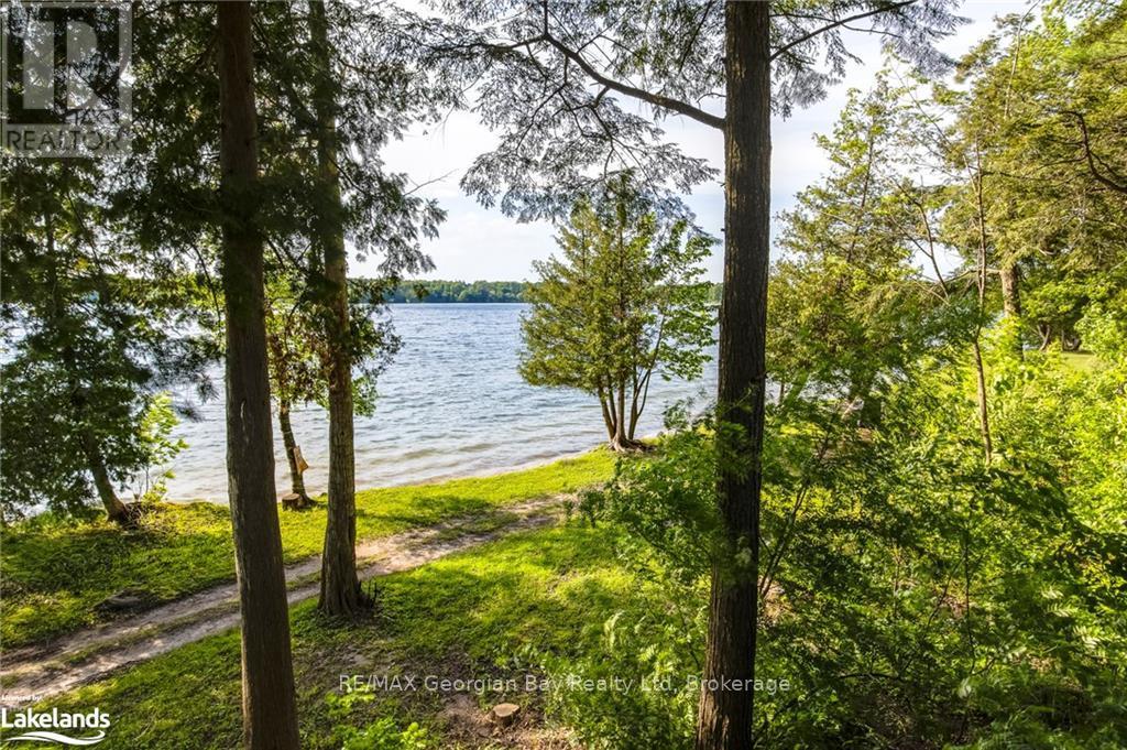 46 Lakeshore Road, Midland, Ontario  L4R 0B9 - Photo 33 - S12147632
