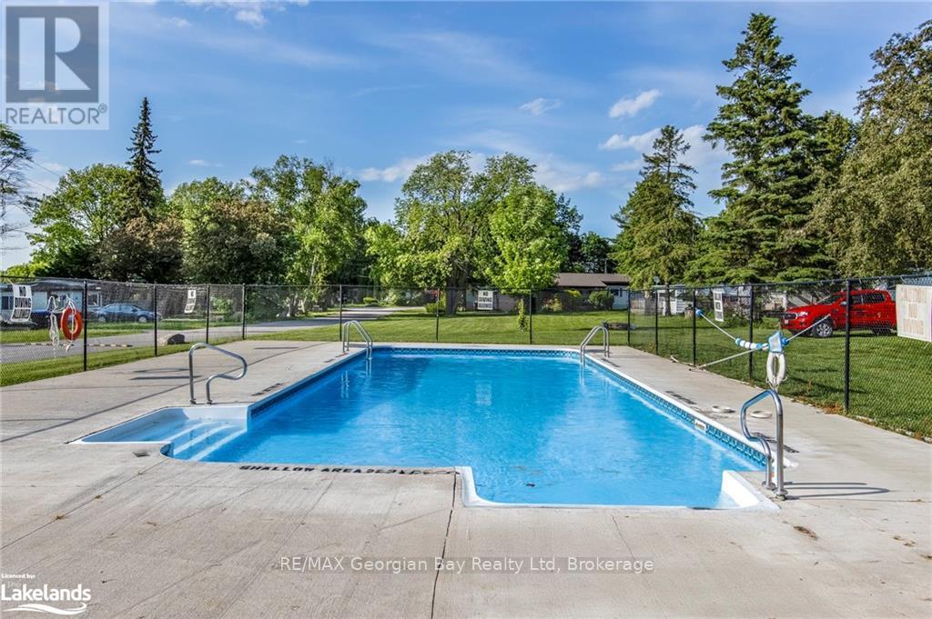 46 Lakeshore Road, Midland, Ontario  L4R 0B9 - Photo 37 - S12147632