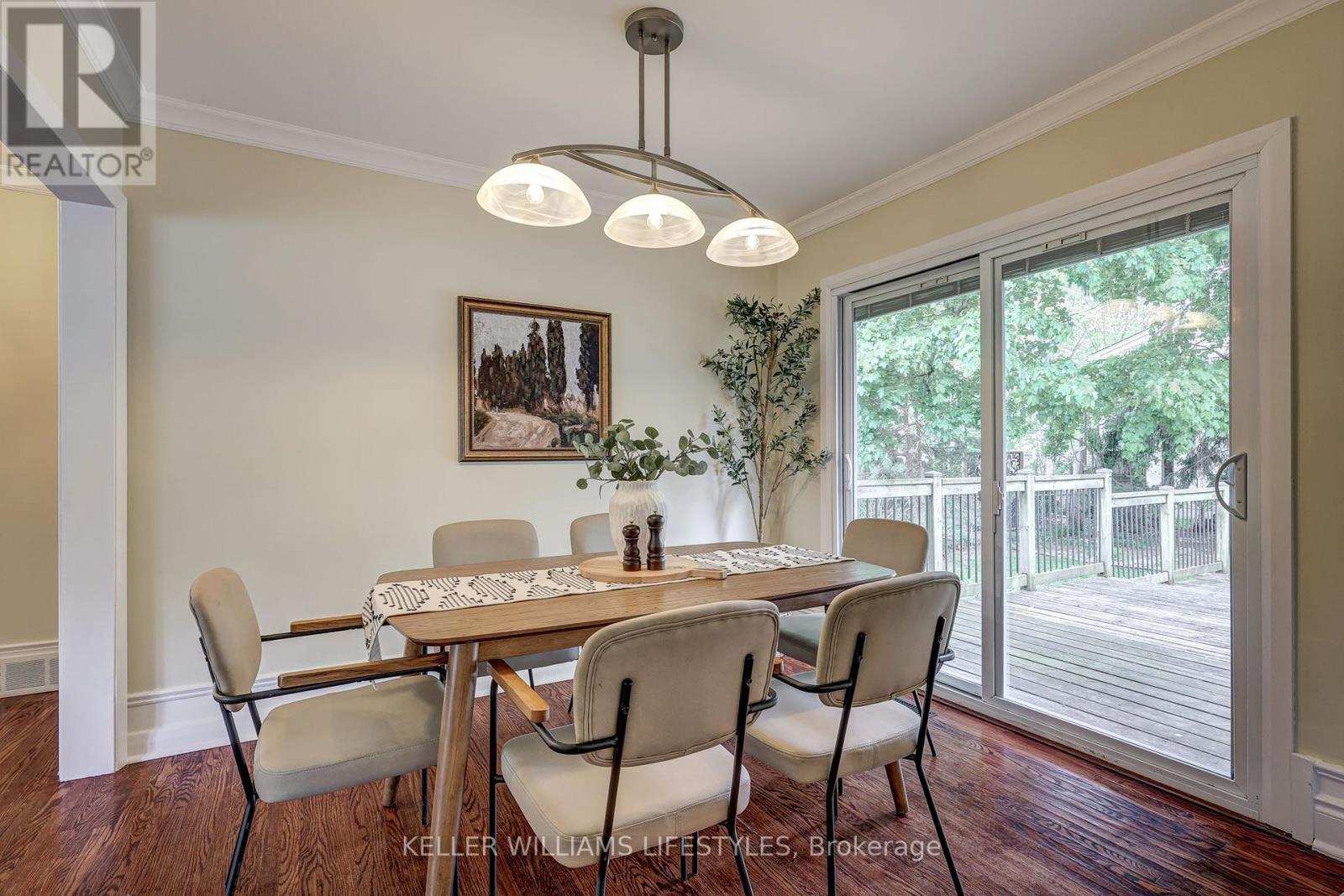 346 Glenrose Drive, London South, Ontario  N6K 2A8 - Photo 9 - X12146768