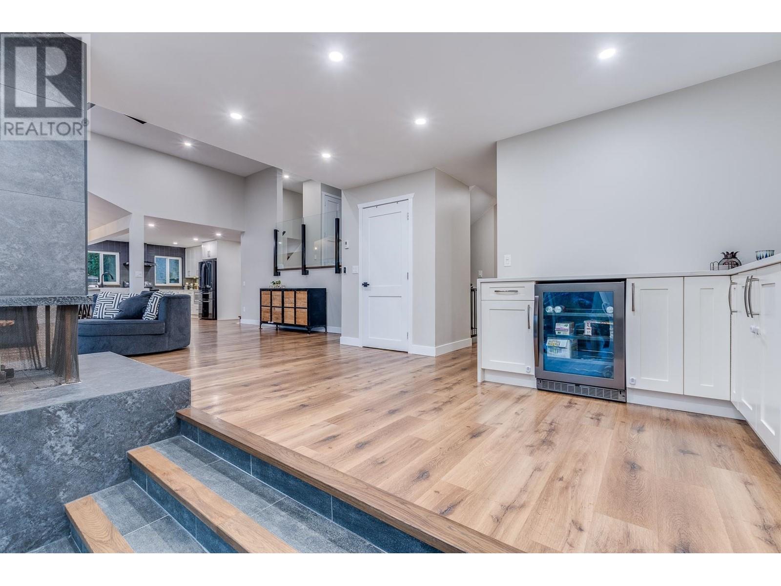 3187 Mariner Way, Coquitlam, British Columbia  V3C 4M8 - Photo 38 - R3001743