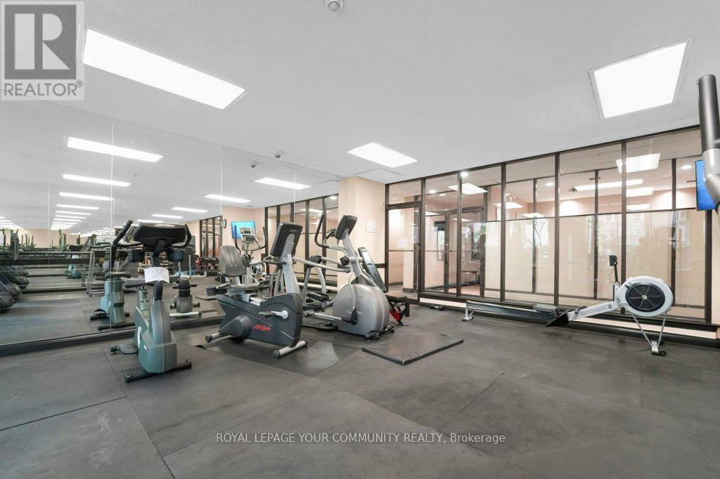 2512 - 633 Bay Street, Toronto, Ontario  M5G 2G4 - Photo 26 - C12147443